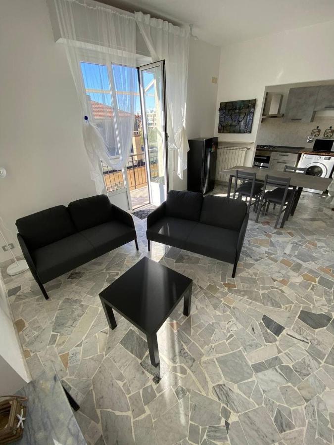 L'Angolo Di Clo Διαμέρισμα Albisola Superiore Εξωτερικό φωτογραφία